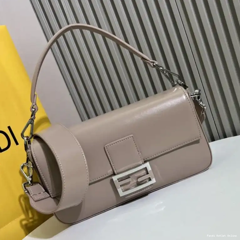 Baguette Tiffany Bag Khaki In Leather Fendi Smooth Medium 0706
